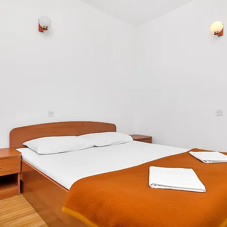 Cico Apartment *