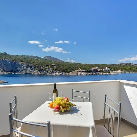 Cico Apartman Gdinj