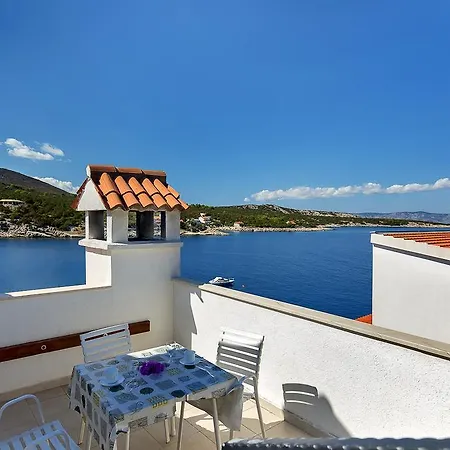 Cico Apartman Gdinj