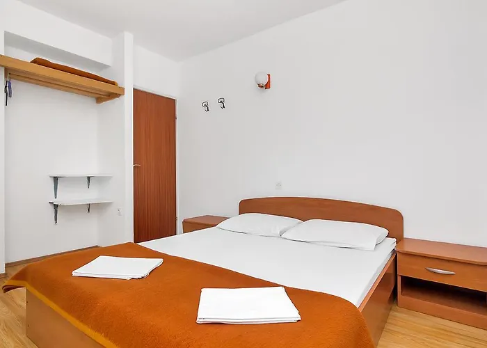 Cico Apartman Gdinj