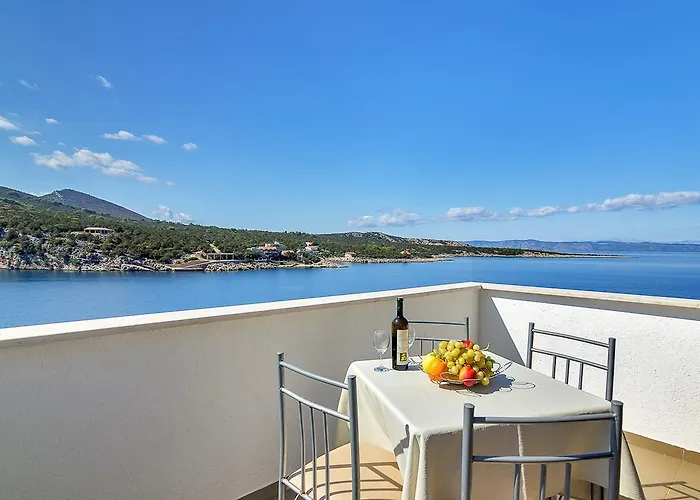 Cico Apartman Gdinj